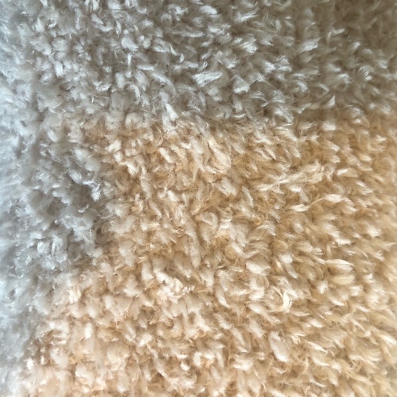 Gorgeous Lightweight Faux Sheepskin Coat /new without tags - Picture 8 of 12